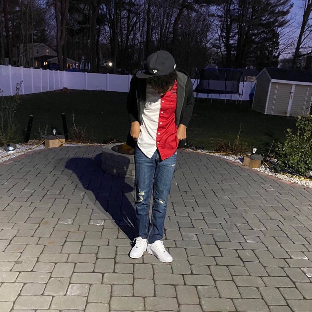 Meet your Posher, Laurent